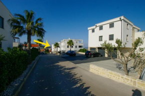 New apartment in Murter with 3 bedrooms